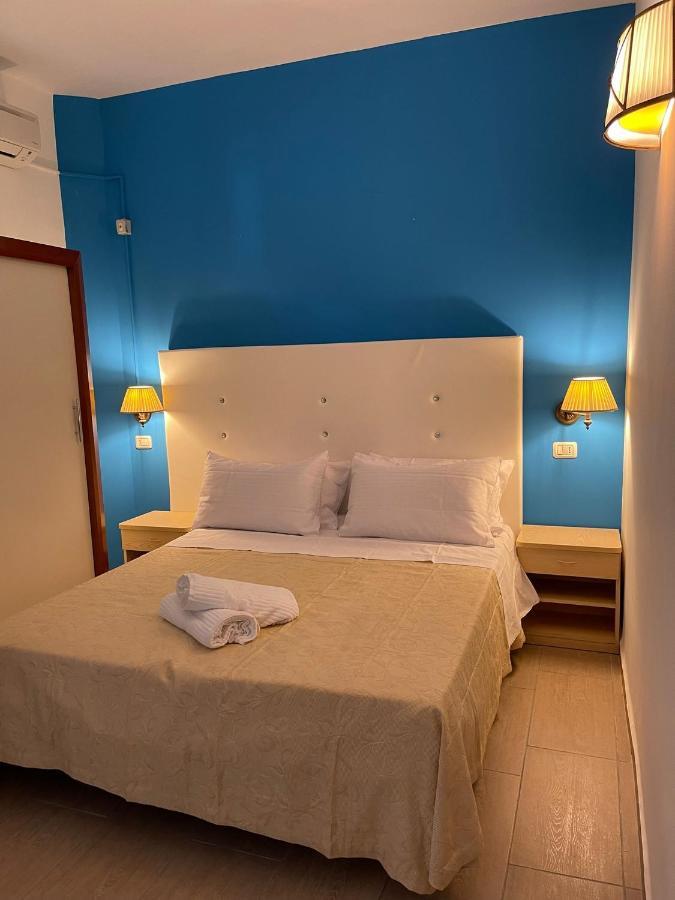 Hotel New Happy Rimini Oda fotoğraf