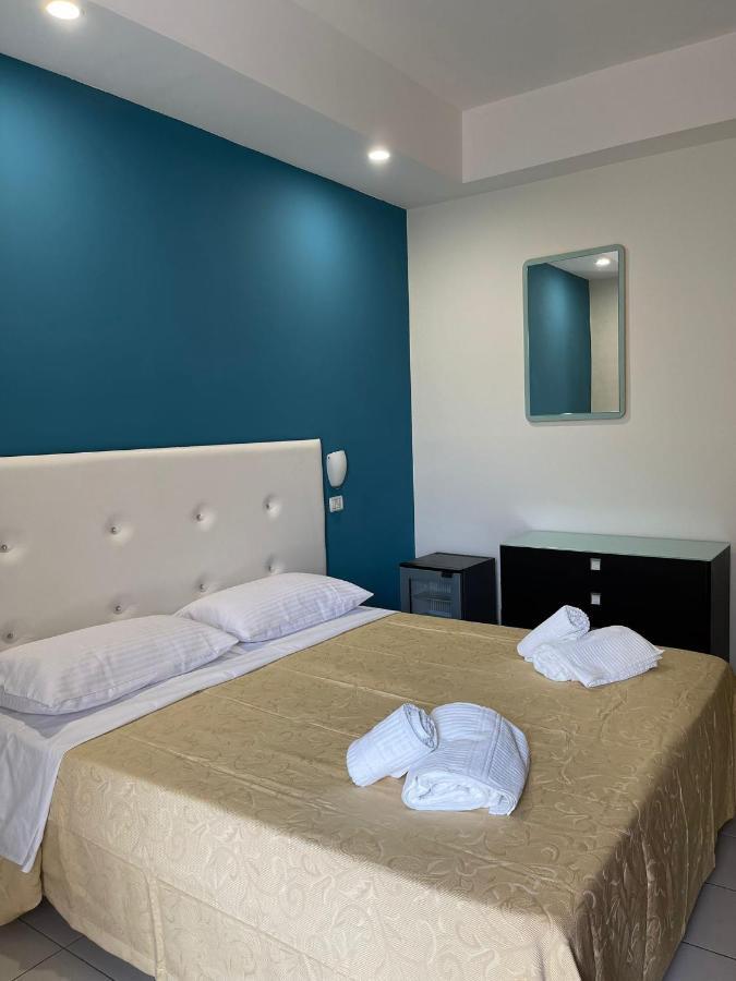 Hotel New Happy Rimini Oda fotoğraf