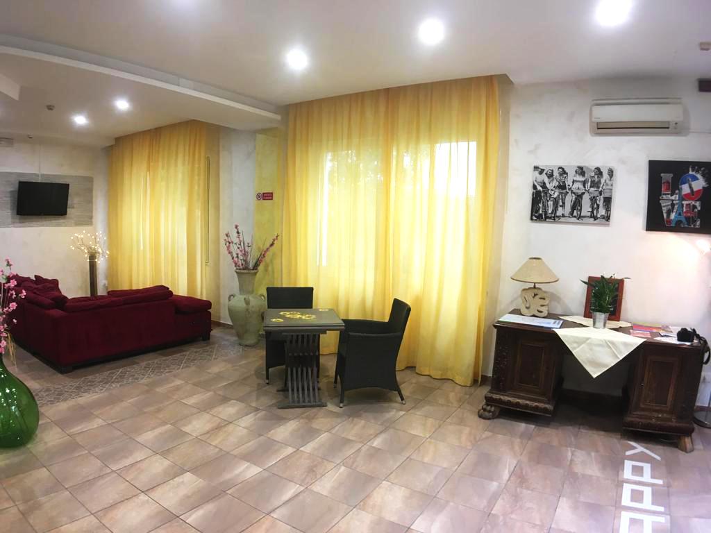Hotel New Happy Rimini Dış mekan fotoğraf