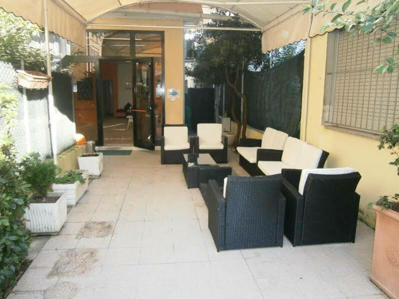 Hotel New Happy Rimini Dış mekan fotoğraf