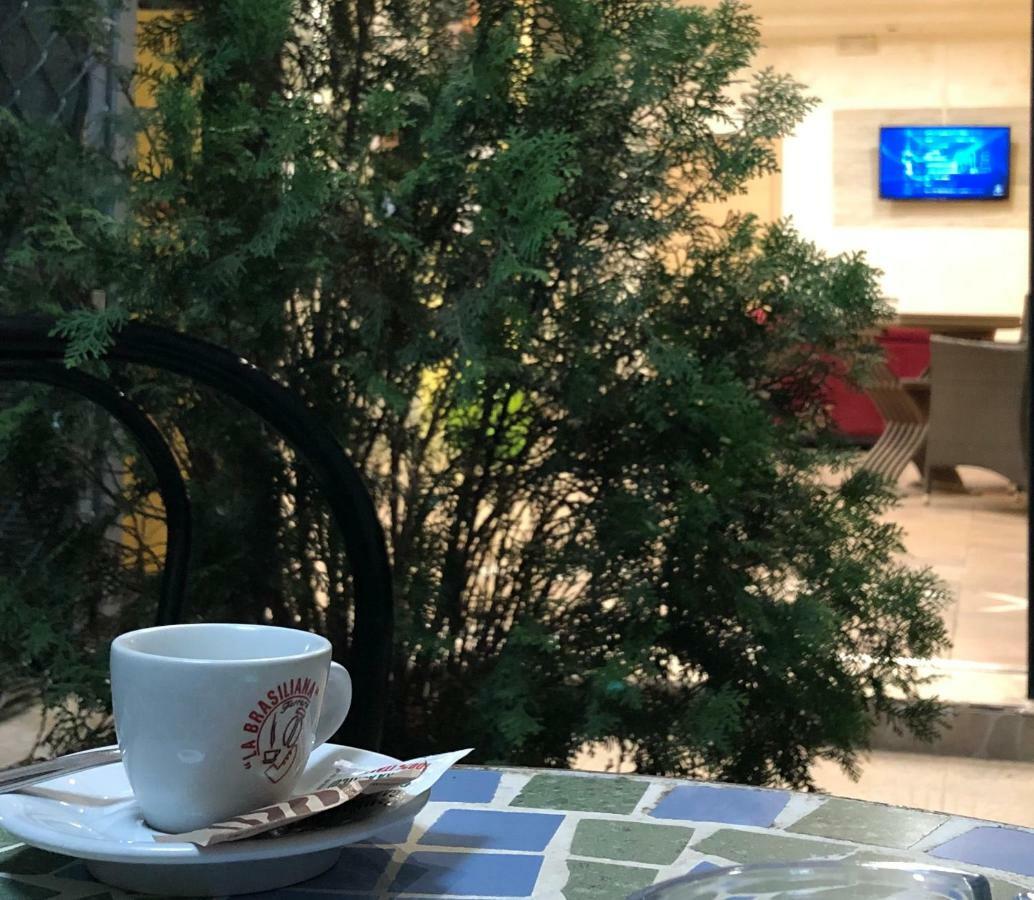 Hotel New Happy Rimini Dış mekan fotoğraf